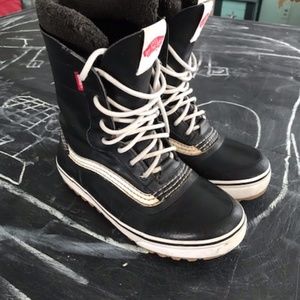 USED Vans Snow Boots